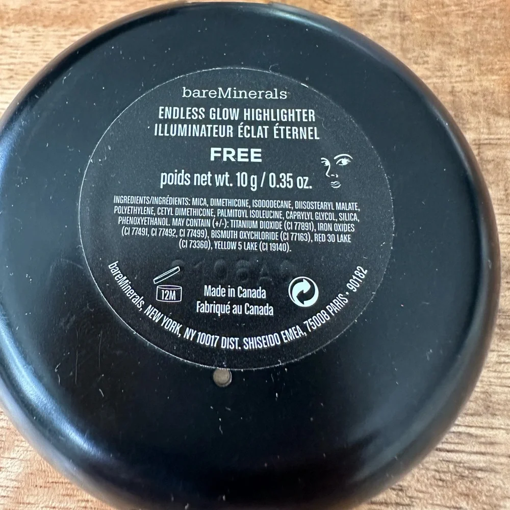 Bare Minerals Endless Glow Highlighter - Picture 4 of 4